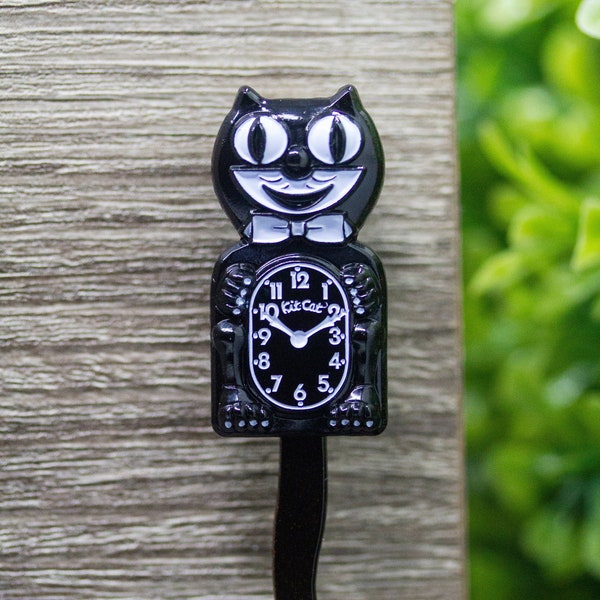 Black Kit-Cat Clock 3D Pin