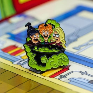 Szpilka emaliowana Belcher Witches