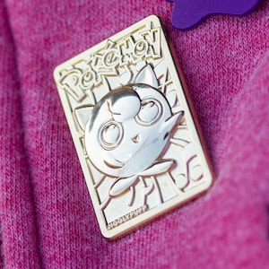 Alfinete de esmalte para cartão Jigglypuff banhado a ouro