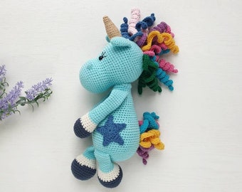 Einhorn gehäkelt Stofftier: Regenbogen gestrickte Puppe, Baby Mädchen Geschenk