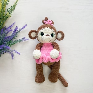 Regalo per neonata, scimmietta all&#39;uncinetto, peluche a forma di scimmia, peluche a forma di scimmia personalizzato, giocattolo per la cameretta dei bambini, regalo per baby shower