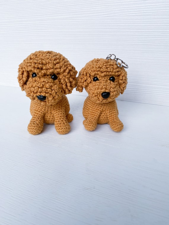 かぎ針編みのマルチーズプードル：ミニチュアあみぐるみぬいぐるみ