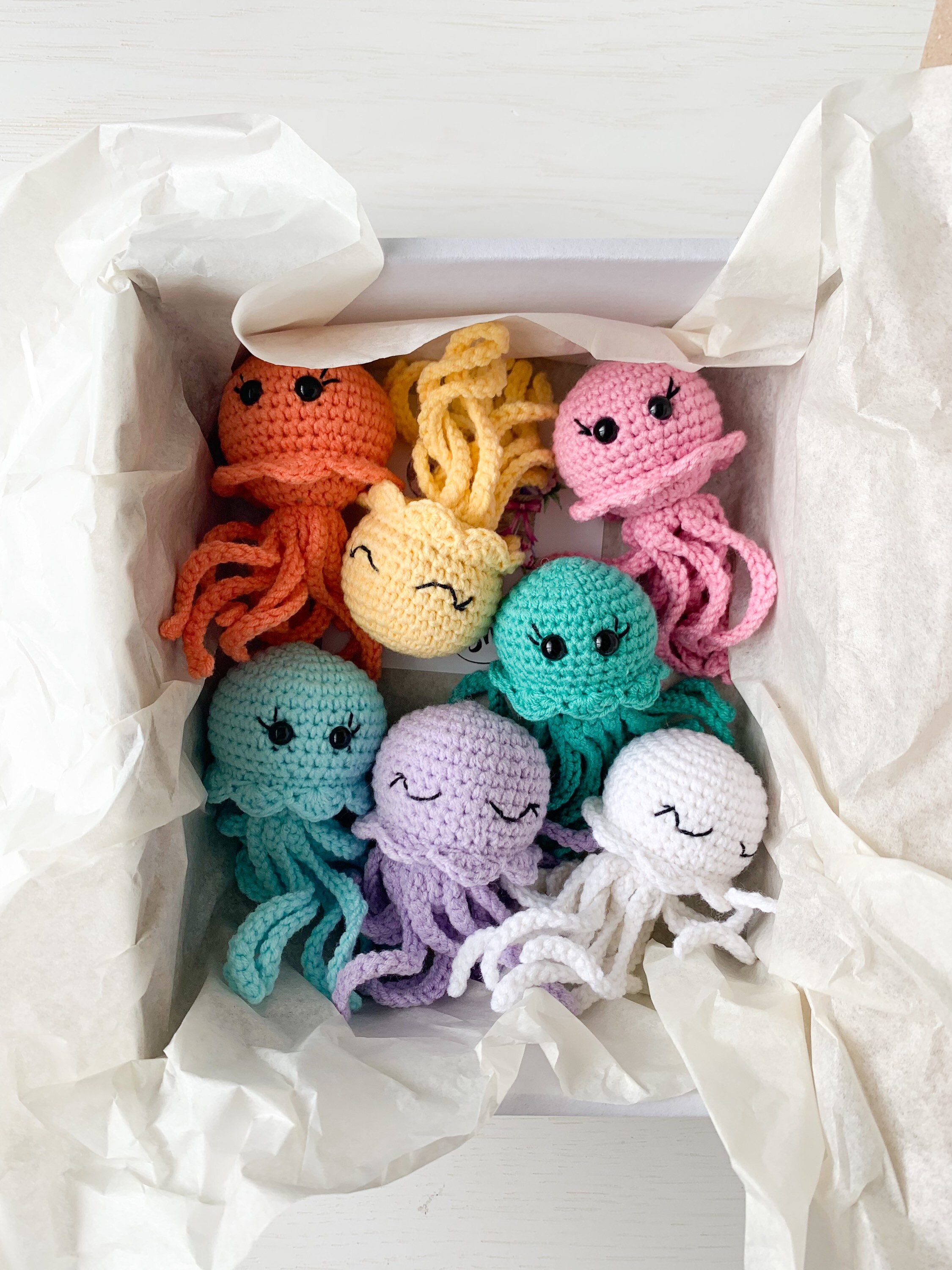 Mini doudou pieuvre, léger aux tentacules crocheté ⋆ La boutique