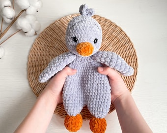 Geburtstagsgeschenke, gehäkelte Plüschgans, Ente Snuggler Lovey, Ente Kinderzimmer Dekor, Ente Lovey für Babys, Ente häkeln