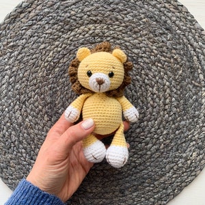 Safari Animal Toys, Crochet Lion Toy , Lion soft toy, knitted lion, Zoo animal, Newborn gift, safari nursery decor, Baby shower Gift