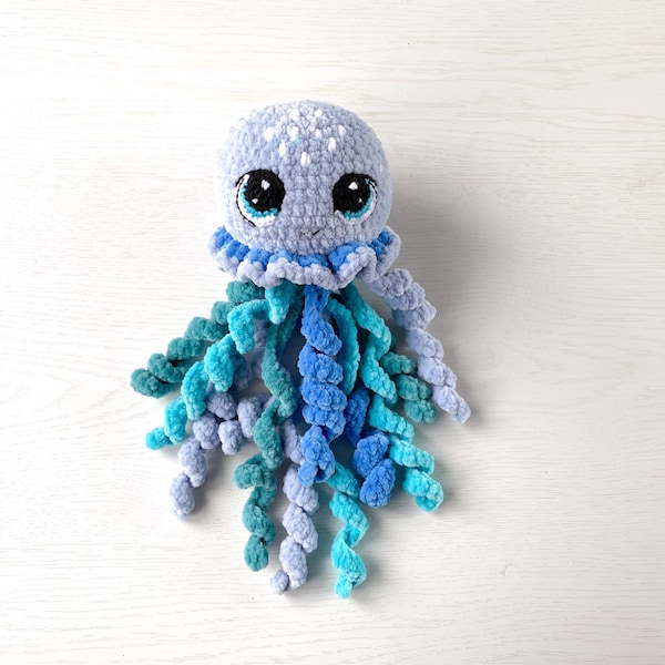 Grandma Gift, Crochet jellyfish toy, Amigurumi jellyfish, Cute octopus plush,  jellyfish decor, custom plush toy, sea animal crochet