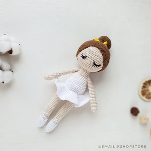 Crochet ballerina doll, Amigurumi knitted doll toy, handmade rag doll, ballet gift, unique soft doll, amigurumi girl, gifts for her