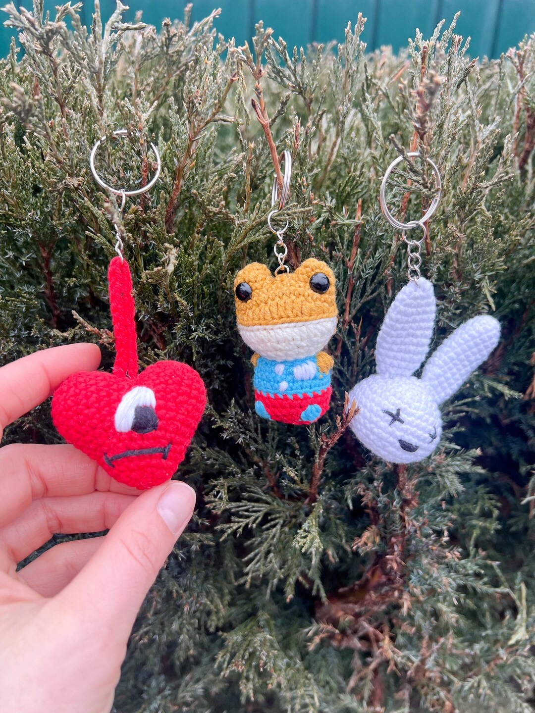 Cute Frog & Rabbit Amigurumi Heart Keychains - Crochet Gifts - Etsy