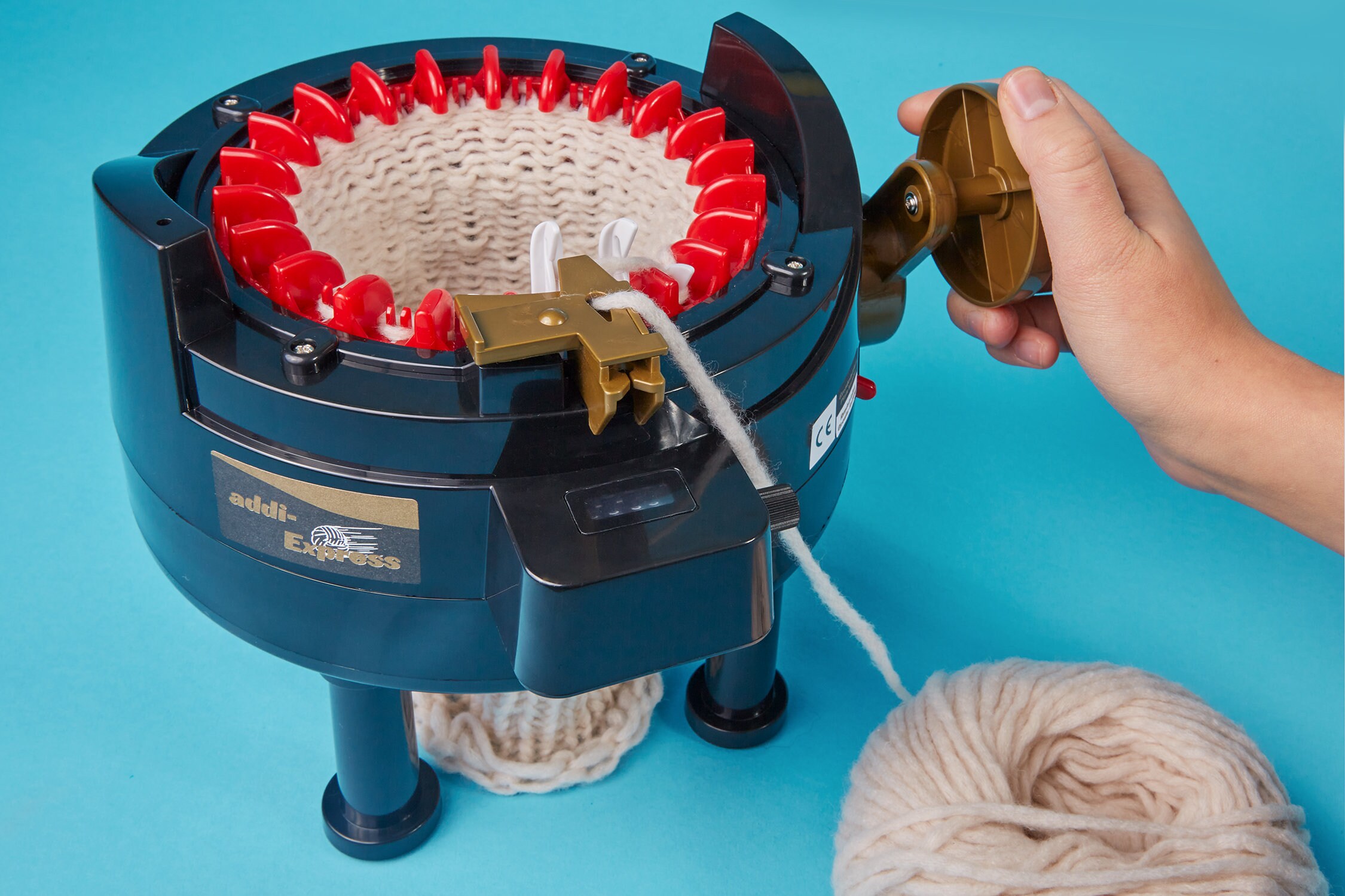 Addi Express Knitting Machine With 22 Needles 990-2 