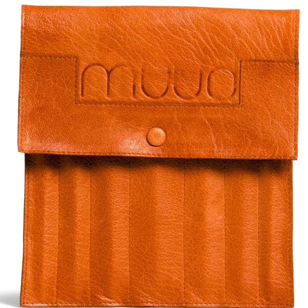 muud Oslo Handmade leather case for needle games color whiskey