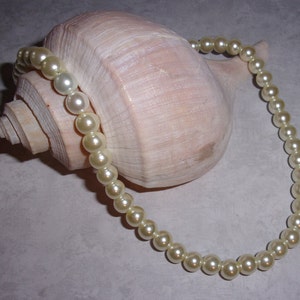 8mm Ivory Pearl Necklace. Chunky Ivory Pearl Necklace