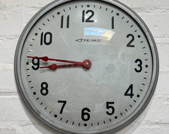111 - Large French 1960's railway clock in grey
