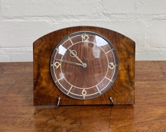 Stylish Art Deco Desk Clock