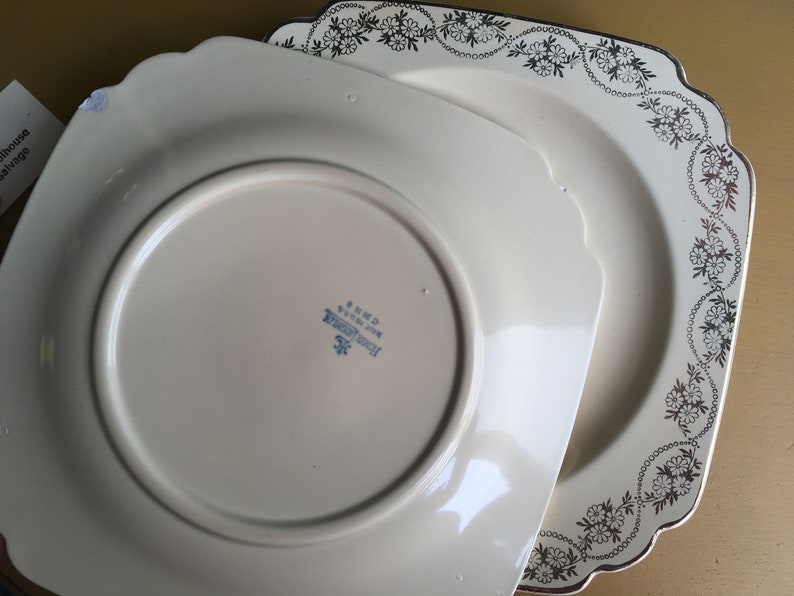 1940s Homer Laughlin China-Garland Century-Three Daisies Pattern-Yellow-Gold Trim-Salad Plate-Set of 3
