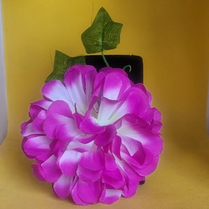 Dandelion Hair Flower in Fuchsia and White
