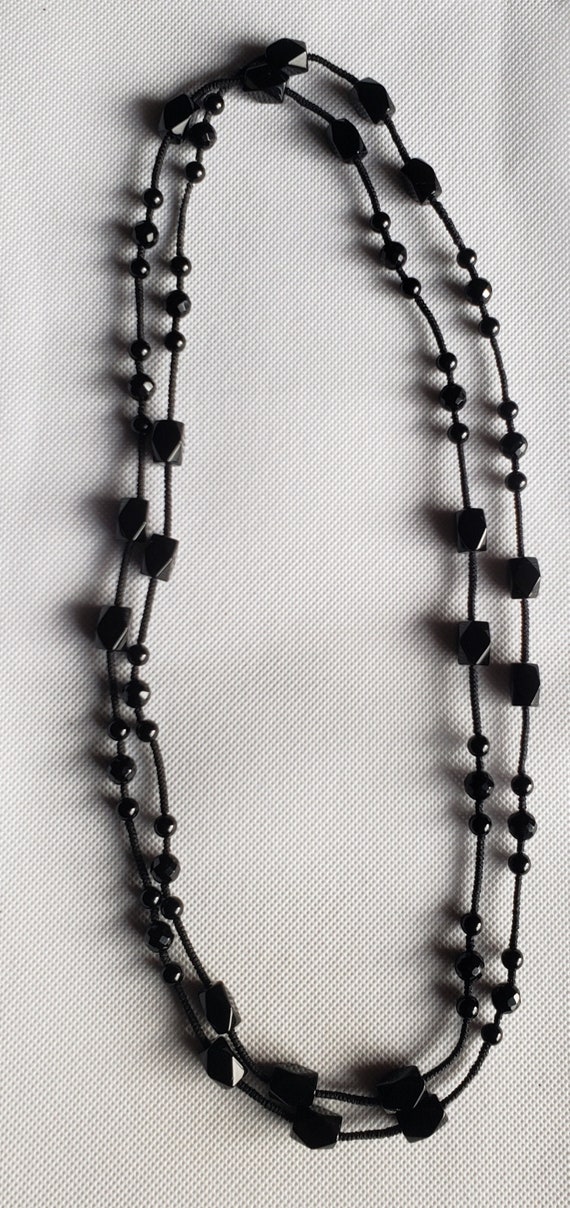 Vintage long glass bead necklace