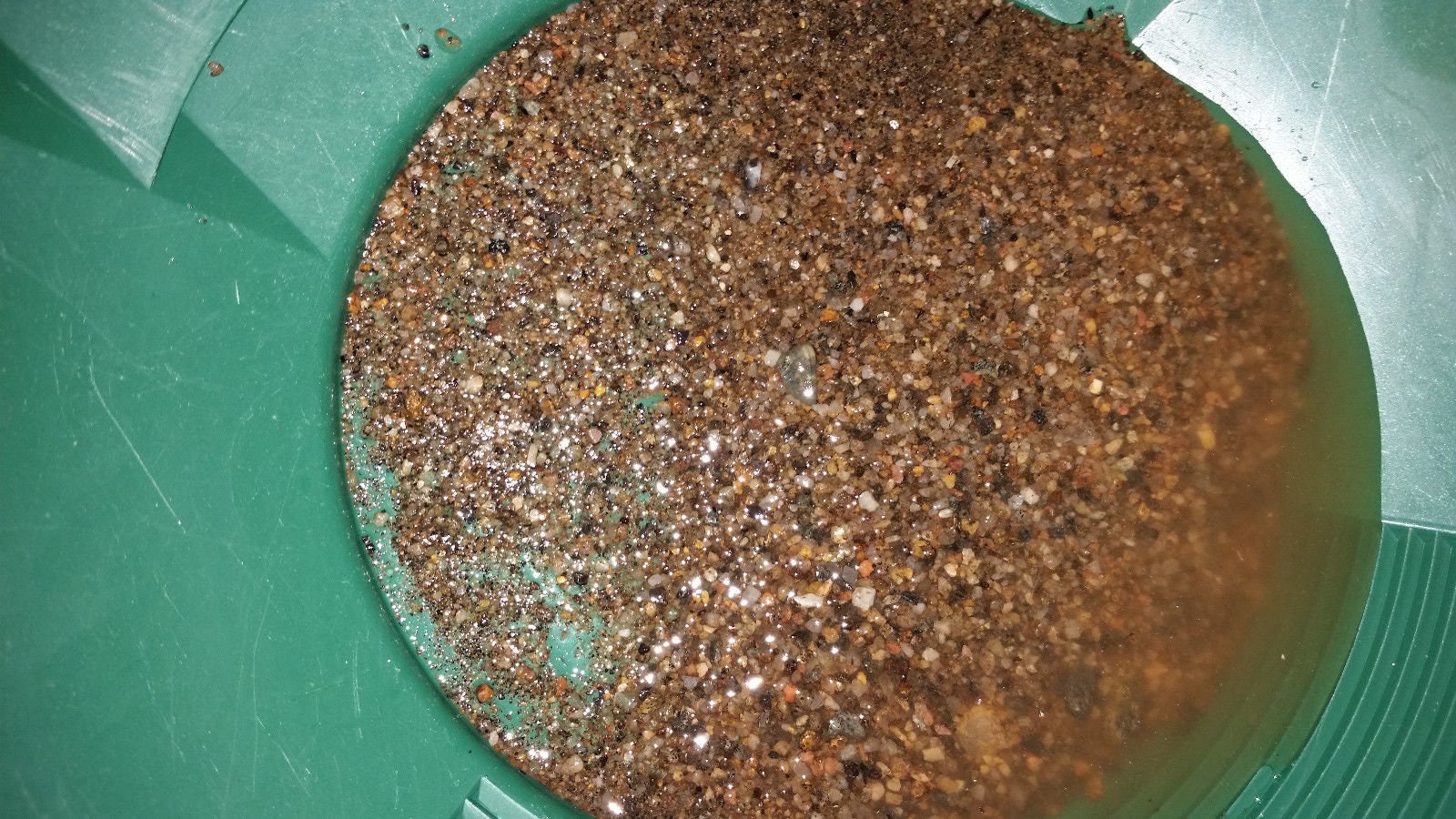 Gold Paydirt 1 Lb 100% Unsearched and Guaranteed Added GOLD! Panning Nugget