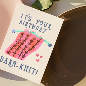 c'est votre anniversaire à tricoter/tricoter une carte d'anniversaire/jolie carte d'anniversaire de tricot et de laine
