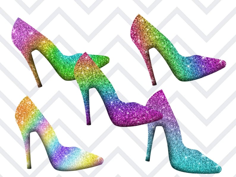 Puede incluir: Cuatro pares de zapatos de tac&oacute;n alto con acabado de purpurina arco&iacute;ris.