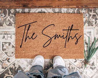 Personalized Welcome Mat, Custom Door Mat, Family Name Doormat, Wedding Gift, Housewarming Gift, Welcome Doormat,Realtor Client Closing Gift