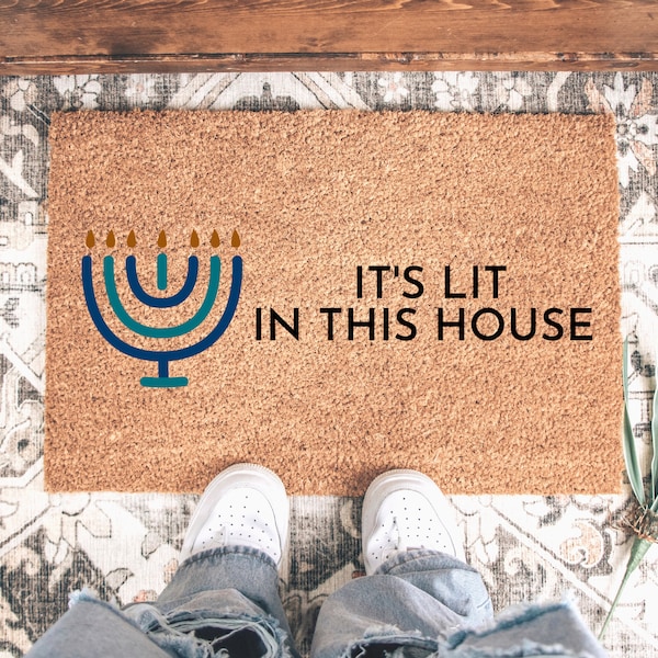 Hanukkah Door Mat | Chanukah Decor| Hanukkah Decorations,Festival of Lights Holiday Doormat |Hanukkah Gift |Seasonal Decor Happy Hanukkah