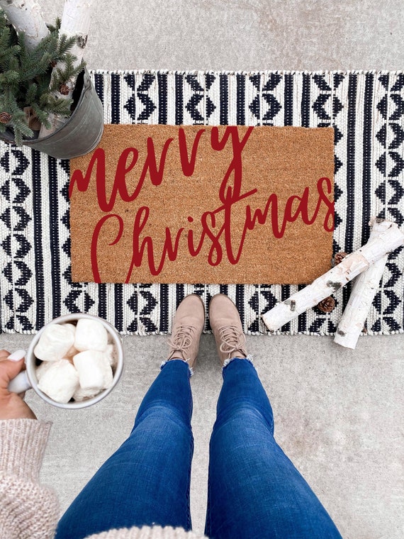Merry Christmas Doormat: Holiday Welcome Mat, Winter Decor