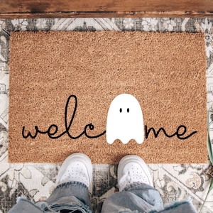 Halloween Ghost Welcome Mat, Halloween Doormat, Halloween Outdoor Decor, Ghost Decor, Halloween Ghost, Halloween Home Decor, Fall Decor