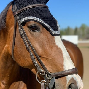 DIY Horse Bonnet Tutorial by EquiEars Full Size Sqaure and Tie Down Style Horse Bonnet Tutorial image 3