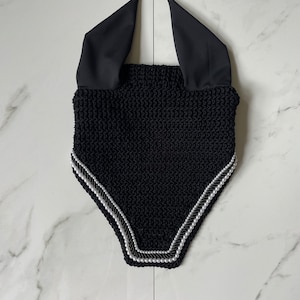 Horse Bonnet in Black with 2x Pearls