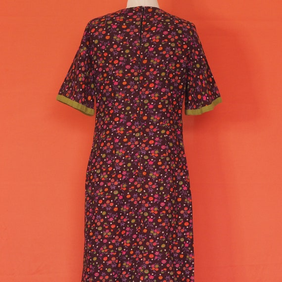 1970s Handmade Purple Floral Dress - image 3