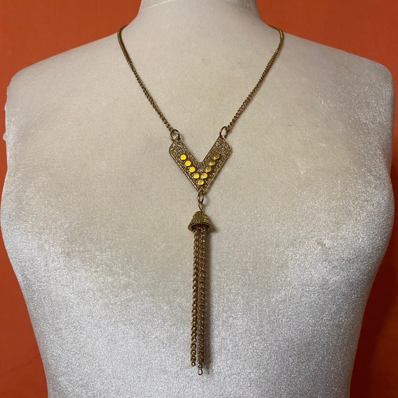 1940s Unbranded Gold Bell Tassel Necklace - image 1