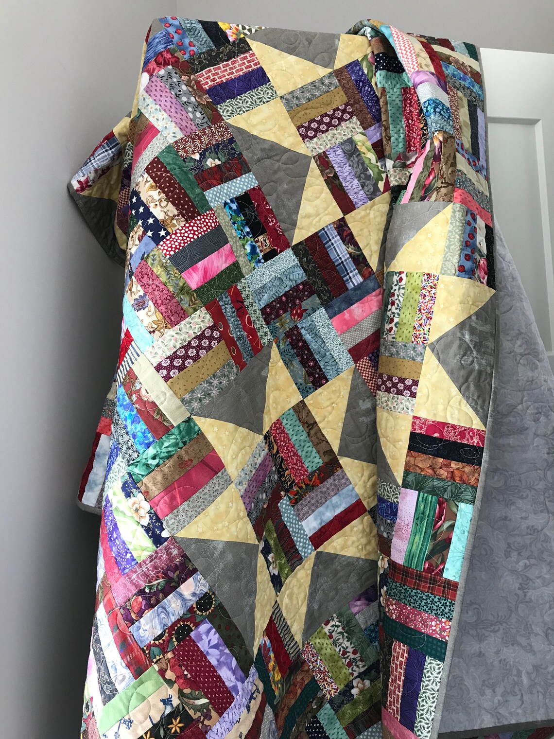 Multicolour Quilted Throw or Blanket With Star Motif, Traditional Quilt