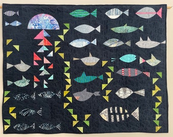 Fish quilted Wallhanging, handmade, dark blue background, 41.5 x 32.5 inches