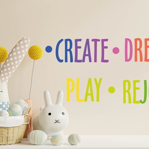 Create Dream Play Rejoice Wall Decals regenboog stickers KL 0022