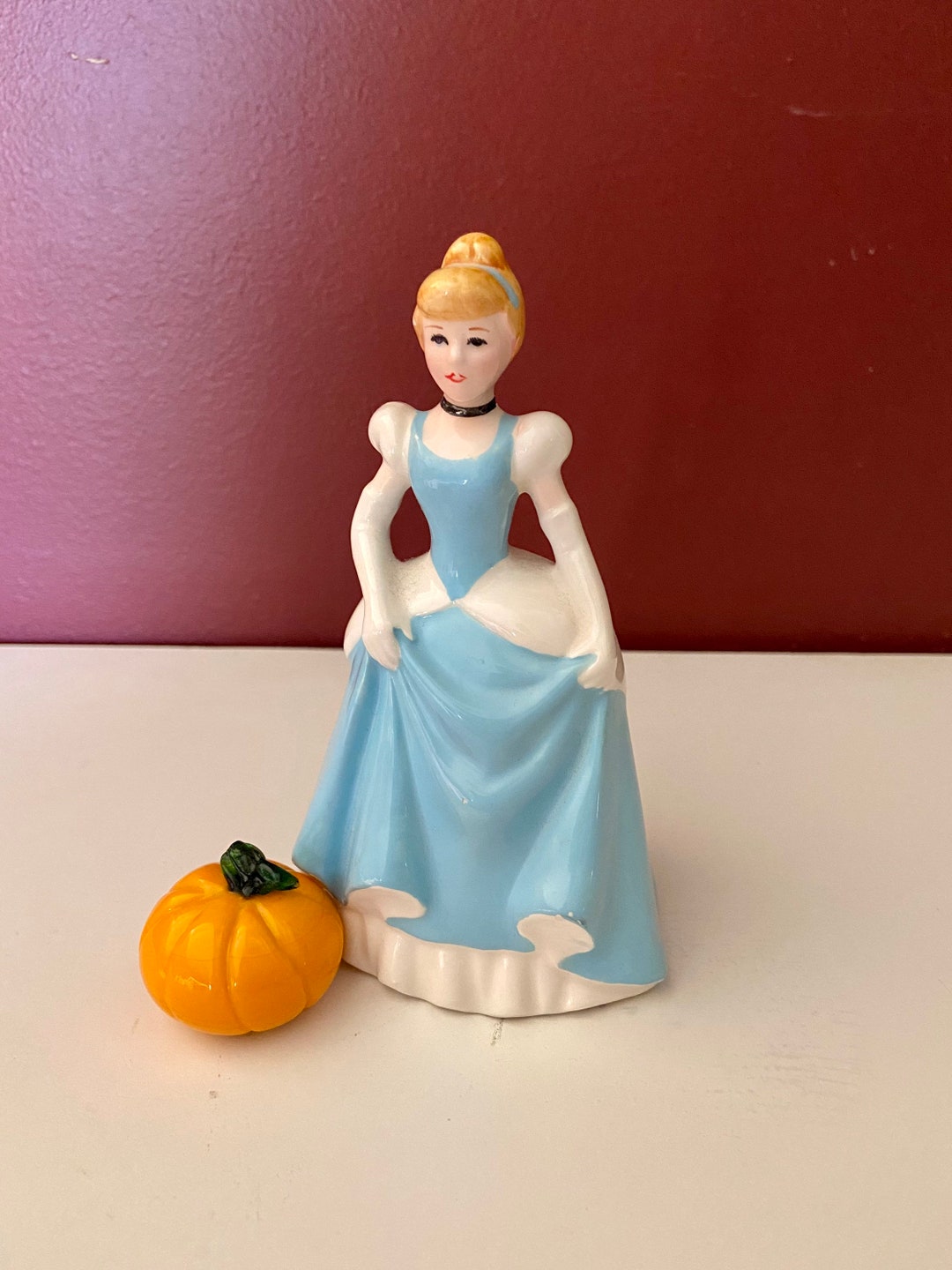 Vintage Cinderella Figurine Walt Disney Collectible Tchotchke Etsy