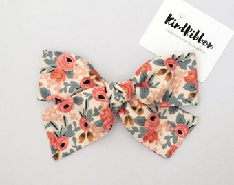 Rosa - Peach Floral  Bow