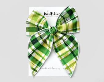 St. Patrick's Day Plaid Hair Bow, St. Patrick's Day Bow Headband,  Girl Hair Bow, Toddler Hair Bow, Baby Hair Bow, Mommy & Me Scrunchies