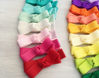 Babyhaarclips met knoopstrik: miniclips