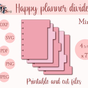 Op de afbeelding: Printbare planner-scheidings in roze, ontworpen voor een mini-planner. De scheidings zijn 4 5/8 inch bij 7 inch en worden geleverd in een set van vijf. De afbeelding toont de bestanden die beschikbaar zijn om te downloaden: DXF, SVG, PDF, PNG en JPEG.