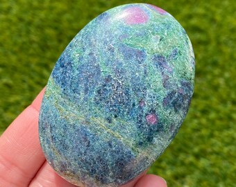 Ruby Kyanite Fuchsite Palmstone 188g Healing Crystals ERGF Palm Stone Crystal