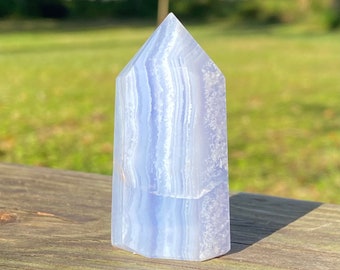Blue Lace Agate Tower: Calming Meditation Crystal (1.14 x .68 x 2.10 inches)
