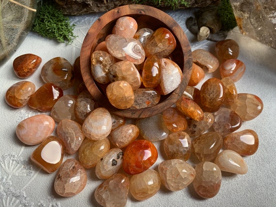 1 ONE GENUINE SUNSTONE TUMBLED STONE 15-20 mm
