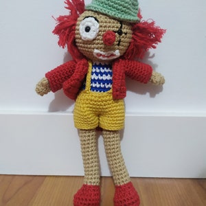 Garcilaso the clown - Crochet pattern