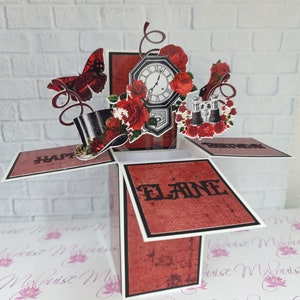 Cartão de aniversário Steampunk vermelho personalizado pop-up em uma caixa Cartão de felicitações exclusivo