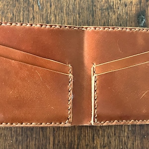 Cartera plegable Amaretto Shell Cordovan