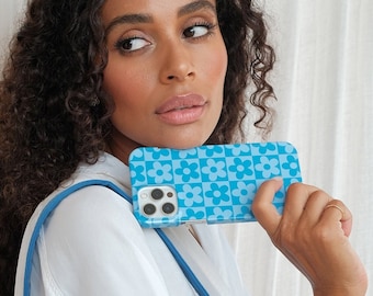 PATTERNED CASES