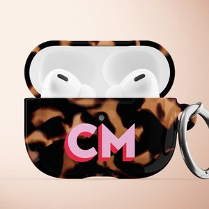 Monogram Tortoise Pattern Air Pods Case, Personalised Cute Initial Hard Plastic Protective Apple Airpods Pro Case with Carabiner Keychain