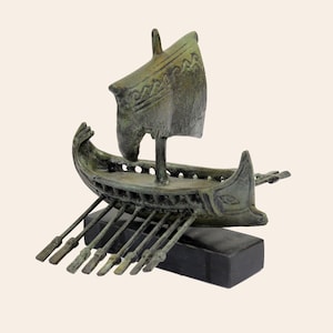 Penteconter bronze ship statue table top display, trireme ship porestone greek history, army nautical historical bronze statue