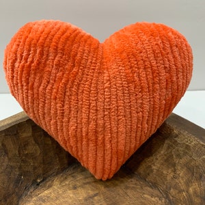 Sunrise Orange Heart: Valentine&#39;s Day Tiered Tray Decor