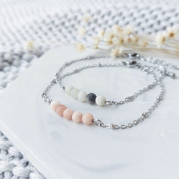 Armband Natuursteen Rond | sierlijke armband van roestvrij staal  en natuursteen | dainty gemstone bracelet with stainless steel chain